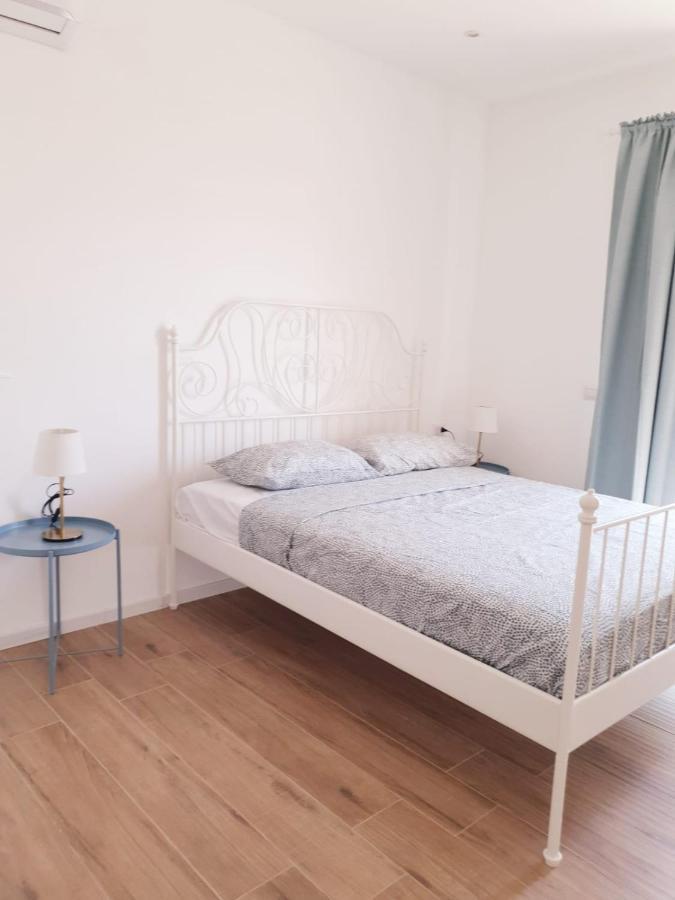 Beach Apartments 마리나디라구사 외부 사진