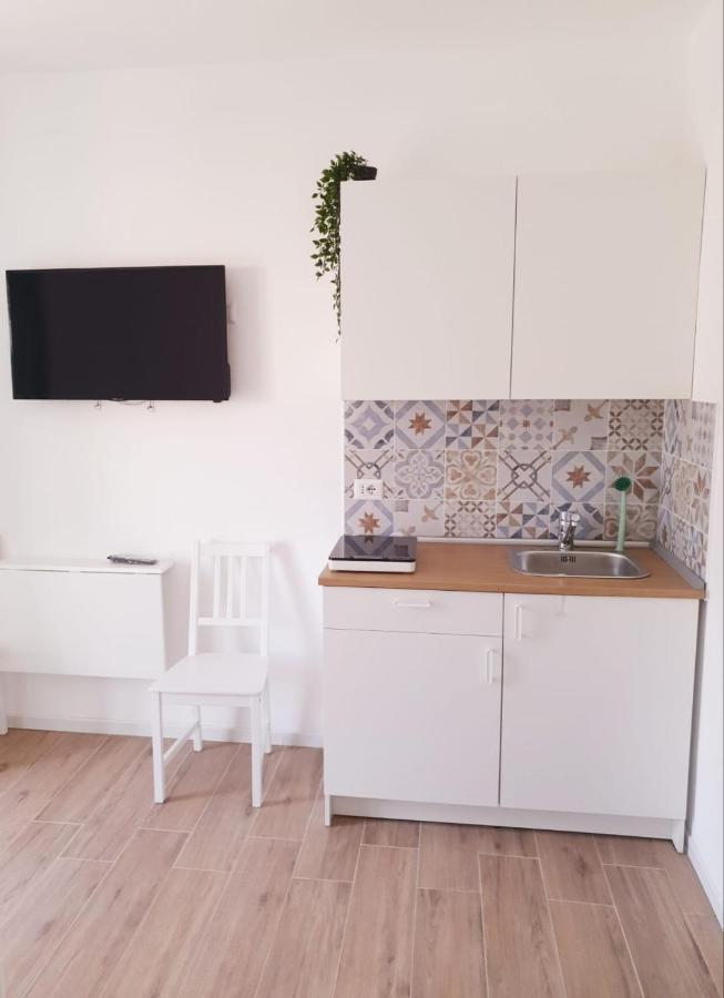 Beach Apartments 마리나디라구사 외부 사진